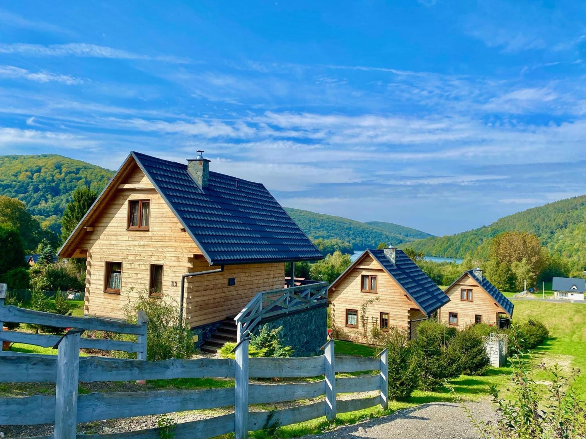 Domki Caloroczne Domkowstwo Bobrka Kültér fotó
